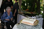 /photos/Mom70th/thumbs/IMG_4979.JPG